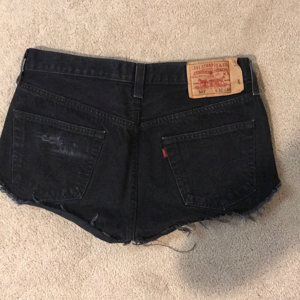 Black 501 levi cut offs